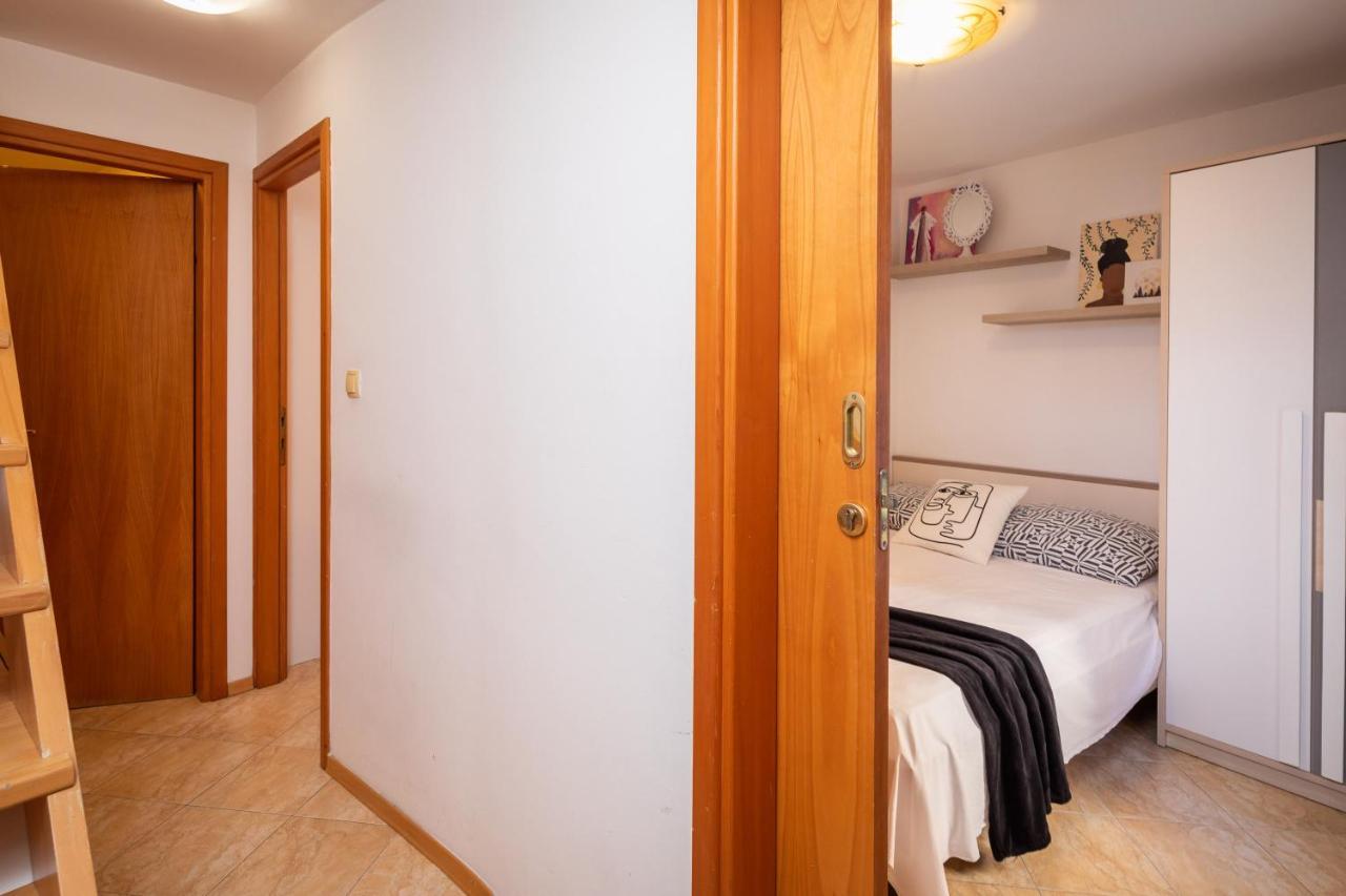 Central Alley Omiš Εξωτερικό φωτογραφία