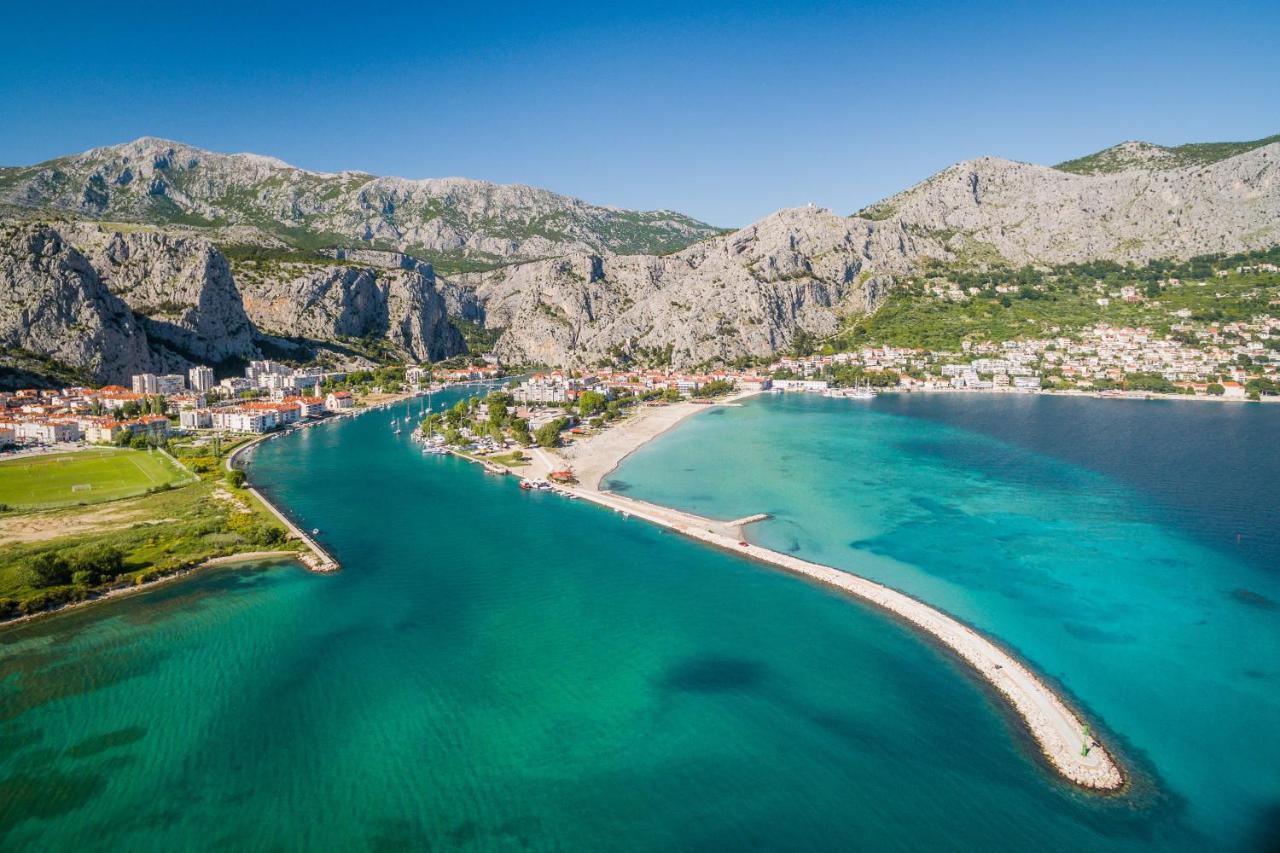 Central Alley Omiš Εξωτερικό φωτογραφία
