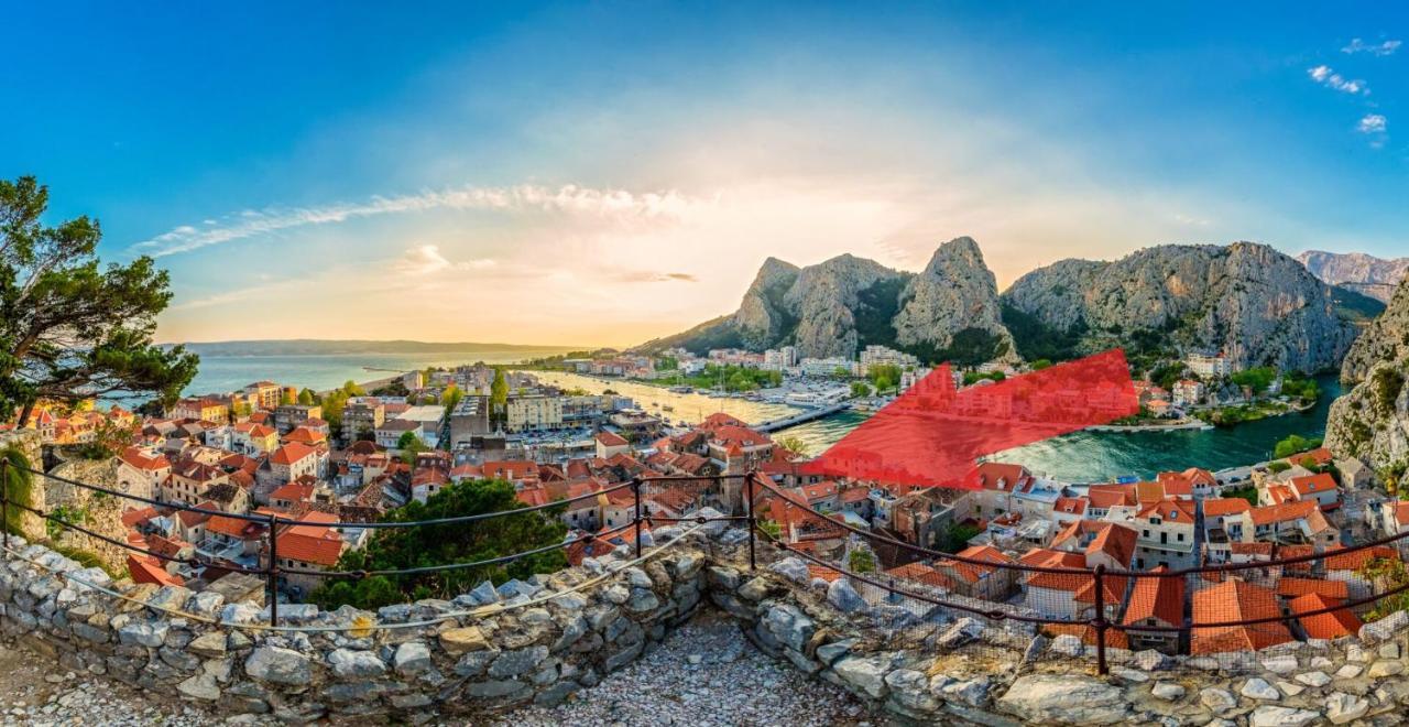 Central Alley Omiš Εξωτερικό φωτογραφία